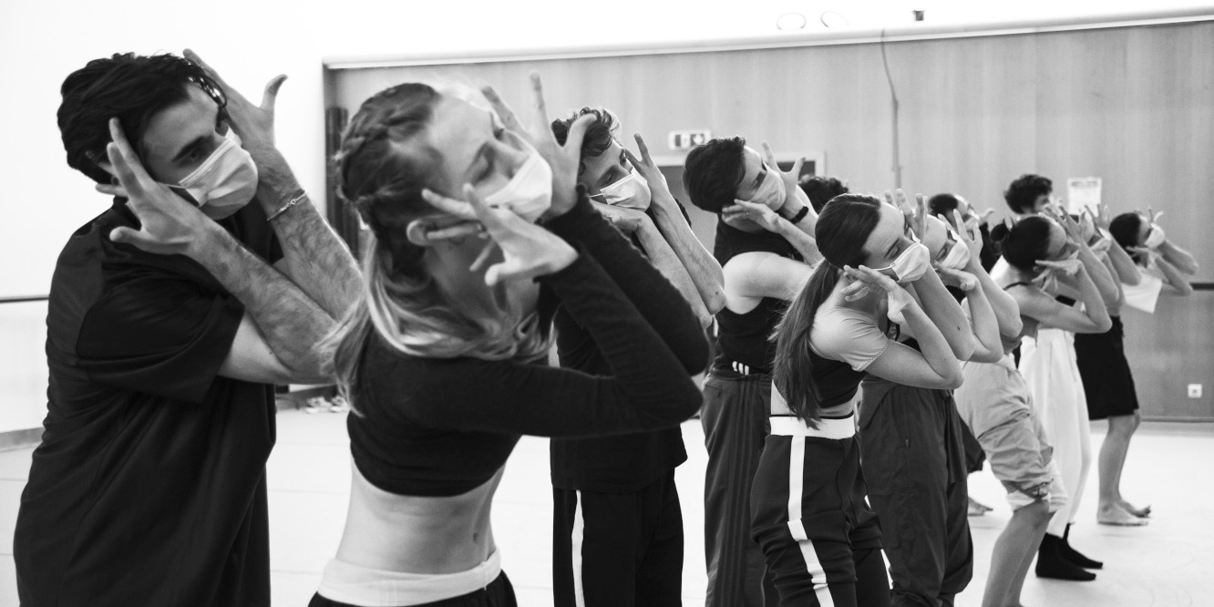 'O Canto do Cisne' - CNB